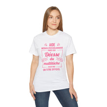 Load image into Gallery viewer, Unisex Ultra Cotton Tee - Déesse multitâche en typographie rose - Pink texts