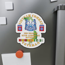 Load image into Gallery viewer, Die-Cut Magnets - Army - Vietnam Combat Vet - 3rd Bde 82nd Airborne Div DUI w VN SVC wo CIB X 300