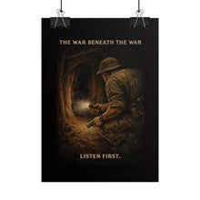 Load image into Gallery viewer, Posters - Into the darkness of Cu Chi - The war beneath the war - Back