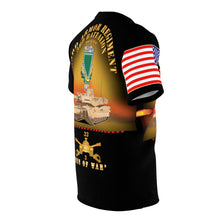 Load image into Gallery viewer, AOP - Army - 3rd Battalion, 33rd Armor Branch with 33rd Armor "Pickles" DUI (Crest) - "Men of War"