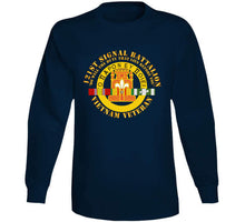 Load image into Gallery viewer, Army - 121st Signal Bn Vet - Do Well The Duty That Lies Before You - Vn Svc Ribbon - Mid Rib X 300 Classic T Shirt, Crewneck Sweatshirt, Hoodie, Long Sleeve