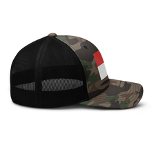 Load image into Gallery viewer, Camouflage trucker hat - Army - 7th Cavalry Guidon X 300