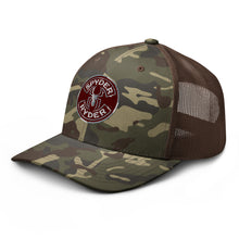 Load image into Gallery viewer, Camouflage trucker hat - Spyder Ryder - Free Wheel Motion - Cherry Red