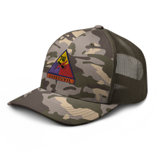 Load image into Gallery viewer, Camouflage trucker hat - Army - 740thTank Battalion SSI - Daredevil w Name Tape