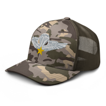 Load image into Gallery viewer, Camouflage trucker hat - Vietnam - Vietnam Airborne Qualification Badge X 300
