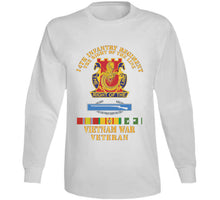 Load image into Gallery viewer, Army - Dui - 14th Infantry Regiment The Right Of The Line W Cib - Vn Svc X 300 Classic T Shirt, Crewneck Sweatshirt, Hoodie, Long Sleeve