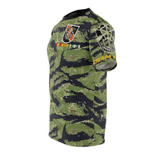 Load image into Gallery viewer, All Over Printing - Army -5th Special Forces Group (Airborne) - Vietnam Veteran - Military Tiger Stripe Jungle Camouflage Shirt