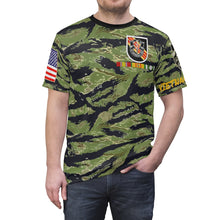 Load image into Gallery viewer, All Over Printing - Army -5th Special Forces Group (Airborne) - Vietnam Veteran - Military Tiger Stripe Jungle Camouflage Shirt