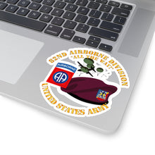Load image into Gallery viewer, Kiss-Cut Stickers - Army - 82nd Airborne Div - Beret - Mass Tac - Maroon - 82nd Avn Regt