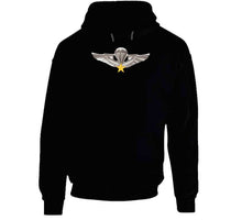 Load image into Gallery viewer, Vietnam - Vietnam Airborne Qualification Badge - Hoodie
