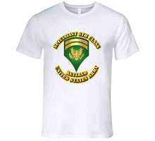 Load image into Gallery viewer, Specialist 6 - w Text - Retired - T-Shirts - Premium