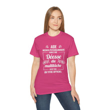 Load image into Gallery viewer, Unisex Ultra Cotton Tee - Déesse multitâche en typographie rose - white texts
