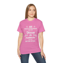 Load image into Gallery viewer, Unisex Ultra Cotton Tee - Déesse multitâche en typographie rose - white texts
