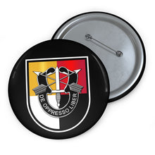 Load image into Gallery viewer, Custom Pin Buttons - SOF - 3rd SFG Flash wo Txt V1

