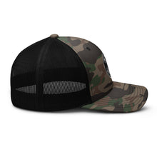 Load image into Gallery viewer, Camouflage trucker hat - Spyder Ryder - Free Wheel Motion - Black
