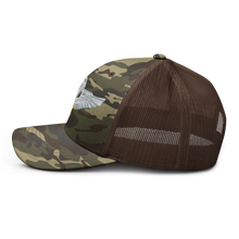 Load image into Gallery viewer, Camouflage trucker hat - Vietnam - Vietnam Airborne Qualification Badge X 300
