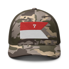 Load image into Gallery viewer, Camouflage trucker hat - Army - 7th Cavalry Guidon X 300
