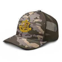 Load image into Gallery viewer, Camouflage trucker hat - Badge of the Israel Defence Forces X 300
