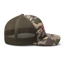 Load image into Gallery viewer, Camouflage trucker hat - Spyder Ryder - Free Wheel Motion - Red
