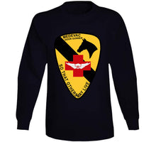 Load image into Gallery viewer, Army - Medevac - Door Gunner  - 1st Cavalry - Vietnam Wo Txt T Shirt
