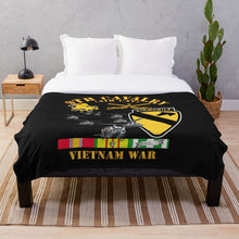 Load image into Gallery viewer, Army - 9th Cavalry (Air Cav) - 1st Cav Division w SVC Throw Blanket
