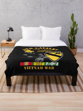 Load image into Gallery viewer, Army - 9th Cavalry (Air Cav) - 1st Cav Division w SVC Throw Blanket
