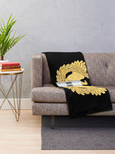 Load image into Gallery viewer, Army - Emblem - Warrant Officer - WO1 - Retired Throw Blanket
