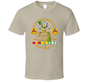 Army - Vietnam Combat Cavalry Vet w 3rd Sqn 17th Air Cav - 12th  AVN GroupI Mil Region III w SVC V1 Classic T Shirt