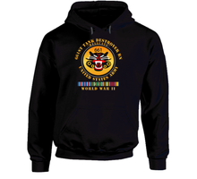 Load image into Gallery viewer, Army - 661st Tank Destroyer Bn - HellCats - EUR SVC - WWII Hoodie
