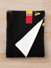 Load image into Gallery viewer, Army - 8th Cavalry (Air Cav) - 1st Cav Division w SVC Throw Blanket
