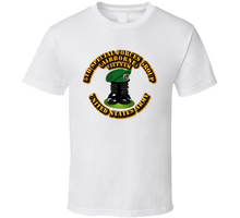 Load image into Gallery viewer, SOF - 5th SFG - Boots and Beret - Vietnam T Shirt
