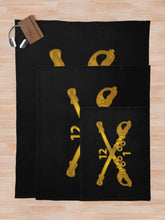 Load image into Gallery viewer, Army - 1st Battalion - 12th Cavalry Branch wo Txt Throw Blanket
