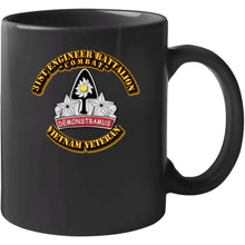 Load image into Gallery viewer, DUI - 31st Engineer Battalion (Combat) w OUT SVC Ribbon T Shirt
