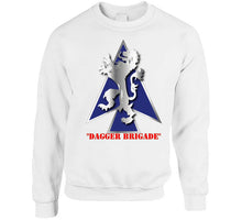 Load image into Gallery viewer, Army - 2nd Bde Combat Tm - Dagger Brigade - 1st Id - V1 T Shirt
