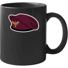Load image into Gallery viewer, Ukraine - Ukraine Air Assault Forces - Maroon Beret  W Badge  X 300 T Shirt
