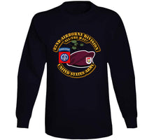 Load image into Gallery viewer, Army - 82nd Airborne Div - Beret - Mass Tac - Maroon  - 1 Recon Sqn 17th Cav T Shirt
