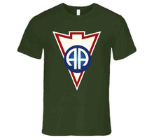 Load image into Gallery viewer, Army - Recondo - 82ad  Wo Txt T Shirt

