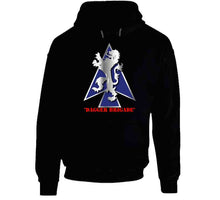 Load image into Gallery viewer, Army - 2nd Bde Combat Tm - Dagger Brigade - 1st Id - V1 T Shirt
