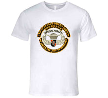 Load image into Gallery viewer, SOF - 5th SFG - Airborne Badge - Vietnam T Shirt
