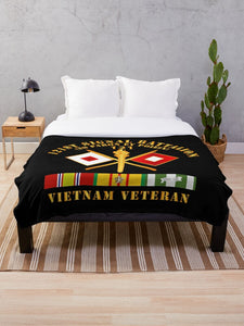 Army - 121st Signal Bn w BR - Vietnam Veteran w BN NUM X 300 Throw Blanket