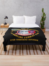 Load image into Gallery viewer, 501st Infantry Regt - 1st Bde Cbt Tm - 82nd Abn Div Throw Blanket
