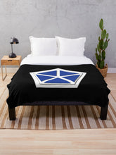Load image into Gallery viewer, Army - V Corps - wo Txt Throw Blanket
