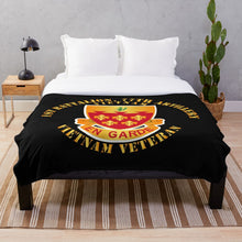 Load image into Gallery viewer, Army - 1st Bn - 1st Bn 77th Artillery -Vietnam Veteran Throw Blanket
