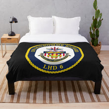 Load image into Gallery viewer, Navy - USS Bonhomme Richard wo Txt Throw Blanket
