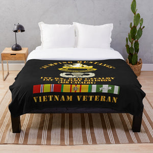 Army - Jumping Mustangs w DUI - ABN Basic - 1st Bn 8th Cav w VN SVC Throw Blanket