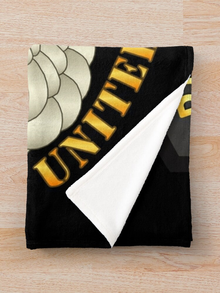 Army - Rappel Master Tab w Air Assault Badge - US Army Throw Blanket ...