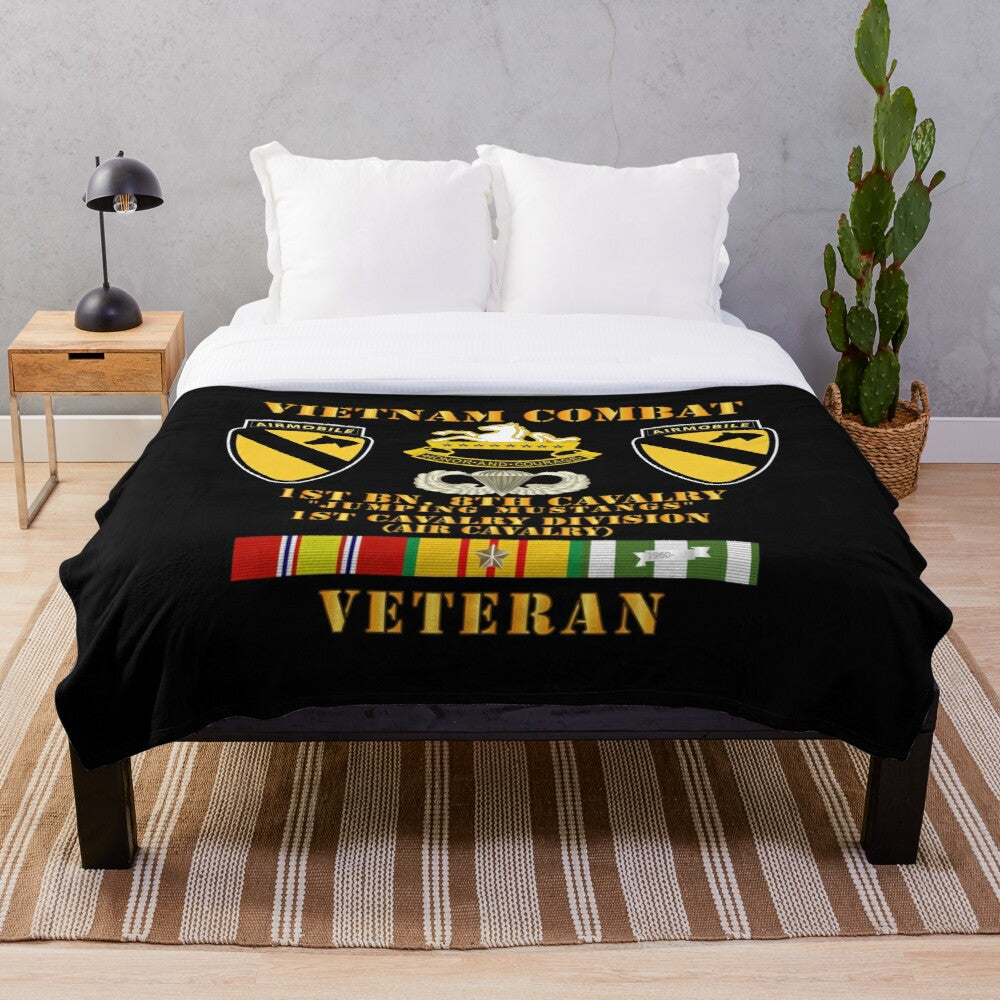 Army - Vietnam Combat Vet w 1st Bn 8th Cav 1st Cav - Jumping Mustangs - Hat Throw Blanket