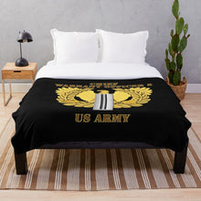 Load image into Gallery viewer, Army - Emblem - Warrant Officer 5 - CW5 w Eagle Throw Blanket
