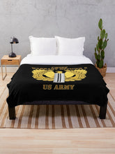 Load image into Gallery viewer, Army - Emblem - Warrant Officer 5 - CW5 w Eagle Throw Blanket
