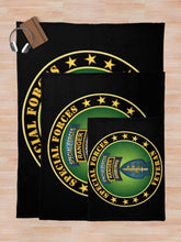 Load image into Gallery viewer, Army - Special Forces - Ranger Veteran Throw Blanket
